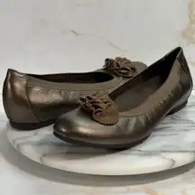 Munro American Bronze Leather Flats Women’s 8N USA Made Slip On Ruffle‎ Toe