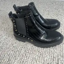 Charles By Charles David Radar Goth Punk Edgy Studded Chelsea Boot Size 7