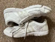 women’s triple cheer cross trainer cheerleading white shoes