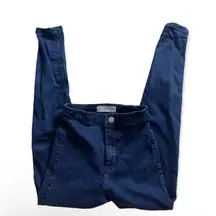 SZ 26 dark wash skinny jeans