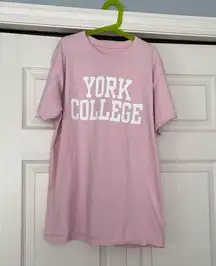 Gildan York College shirt