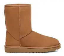 UGG Chestnut Classic Short Boots