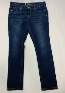 Mossimo modern skinny jean size 8 short ￼