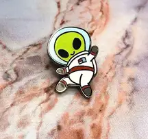 l*space Green Alien Astronaut Galactic  Traveler Enamel Pin