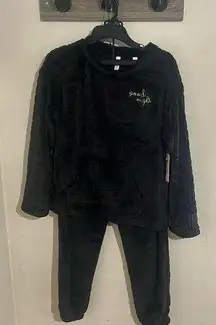 Joyspun fleece pajamas new with tags