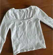 Aritzia Wilfred Square Neck Long Sleeve Crop 