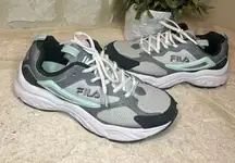 Fila Recollectors sneakers sz 8