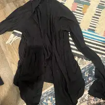 Splendid medium black cardigan