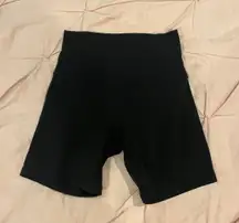 Align Shorts 6”