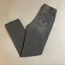 LEVI’S Gray Flatters & Flaunts Skinny Leg Jeans 30