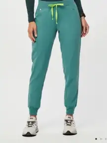 NWT Figs Cactus/Marine Zamora Joggers S/R