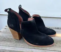 Jeffrey Campbell black suede ankle booties size 7