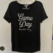 Maurice's  Womens Medium M Game Day Graphic T-Shirt Black NWT