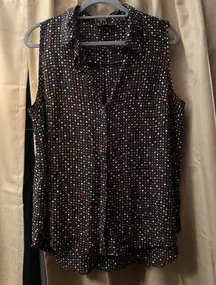 Simply Styled Polka Dot Button Up Top