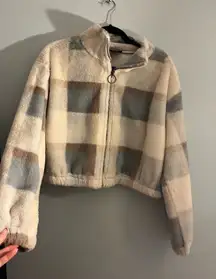 Faux fur cropped jacket 