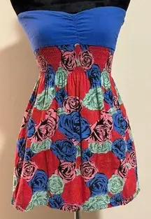 EUC Motel Rocks Blue and Red Floral Rose Strapless Babydoll Top size small