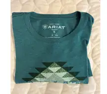 Ariat Shirt Relaxed Fit Long Sleeve Crew Neck Southwest Logo Green T-shirt-Small