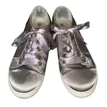 TOP Moda Silver Sneakers Comfortable Stylish Footwear size 7.5