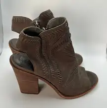Vince Camuto Karinta Leather Open Toe‎ Heeled Booties Women's Size 9M Fall