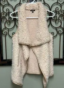 TCEC  cream faux vest