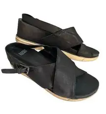 Woman’s Black Wedge Nubuck Leather Buckle Strappy Sandals, Sz 10