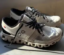 On Cloud Shoes X4 Women’s