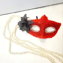 Women's masquerade mask