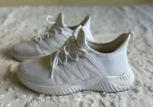 Feethit Size 6 White Women’s Slip On Running Shoes Non Slip