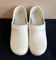 Dansko White Leather Slip Resistant‎ Clogs Nurse’s Shoes Women 36