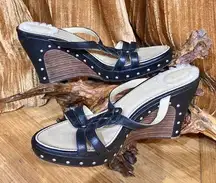 UGG Lourdes Strappy Black Studded Leather Open Toe Wooden Platform Wedge 39 8