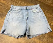 American Eagle Highest Rise Baggy Shorts Womens 8 Blue Denim Distressed