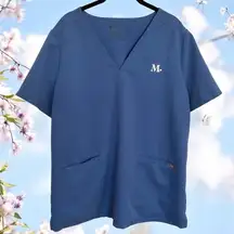 Figs Casma Three Pocket Scrub Top in Color Ceil Blue Monogram M Size XL