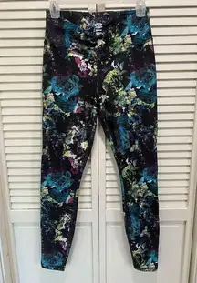 Athletic Works Black Floral V Waist Leggings Size Small‎