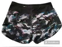 Lululemon Speed Up Shorts Long Size 6 Glacier Camo Black White Purple