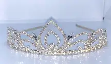 New! Tiara! Gorgeous crystal tiara for all events!