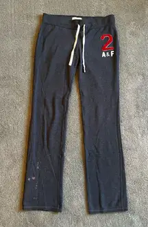 Vintage Y2K Abercrombie & Fitch Women’s size Medium Grey Sweatpants