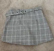 Sadie & Sage plaid wool skort
