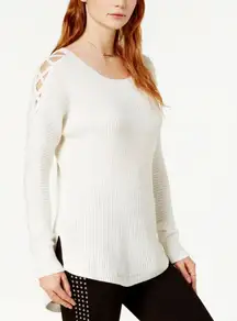 Cold Shoulder Winter White Sweater Size SMALL