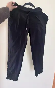 Lululemon Dance Studio Joggers Crop