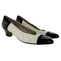 SALVATORE FERRAGAMO Navy Blue/White Leather Cap Toe Mid Heel Pumps Size 8.5 AAA