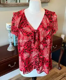 Jones Wear Top Red Black Silky Ruffle Center