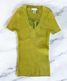 AUGUST SILK Chartreuse Green V Neck Top Size Medium