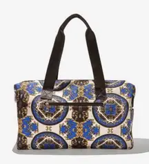 NWT Alice + Olivia‎ Duffle Bag Regal Romance Detachable Strap with Pockets