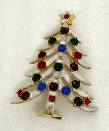Vintage rhinestone snow covered Christmas tree pin Brooch multi-colored stones