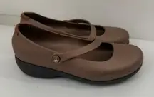 Crocs Mary Janes Brown Slip On Loafer Chunky Heel Shoes Size 7