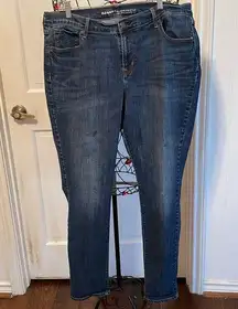 👖👖👖BOGOHO👖👖👖Old Navy Curvy Profile Denim Jeans-Size 16R