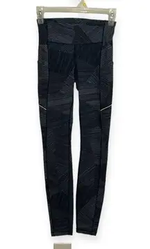 Lululemon women’s speed up tight size 2‎