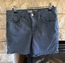 Lee Navy and White Railroad Striped Jean Regular Fit Midrise Shorts 6