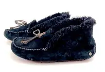 UGG Alena Indoor Outdoor Moccasin Slippers Womens Size 7 Black Suede Sheepskin