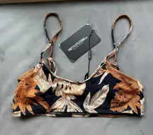 NWT bikini top